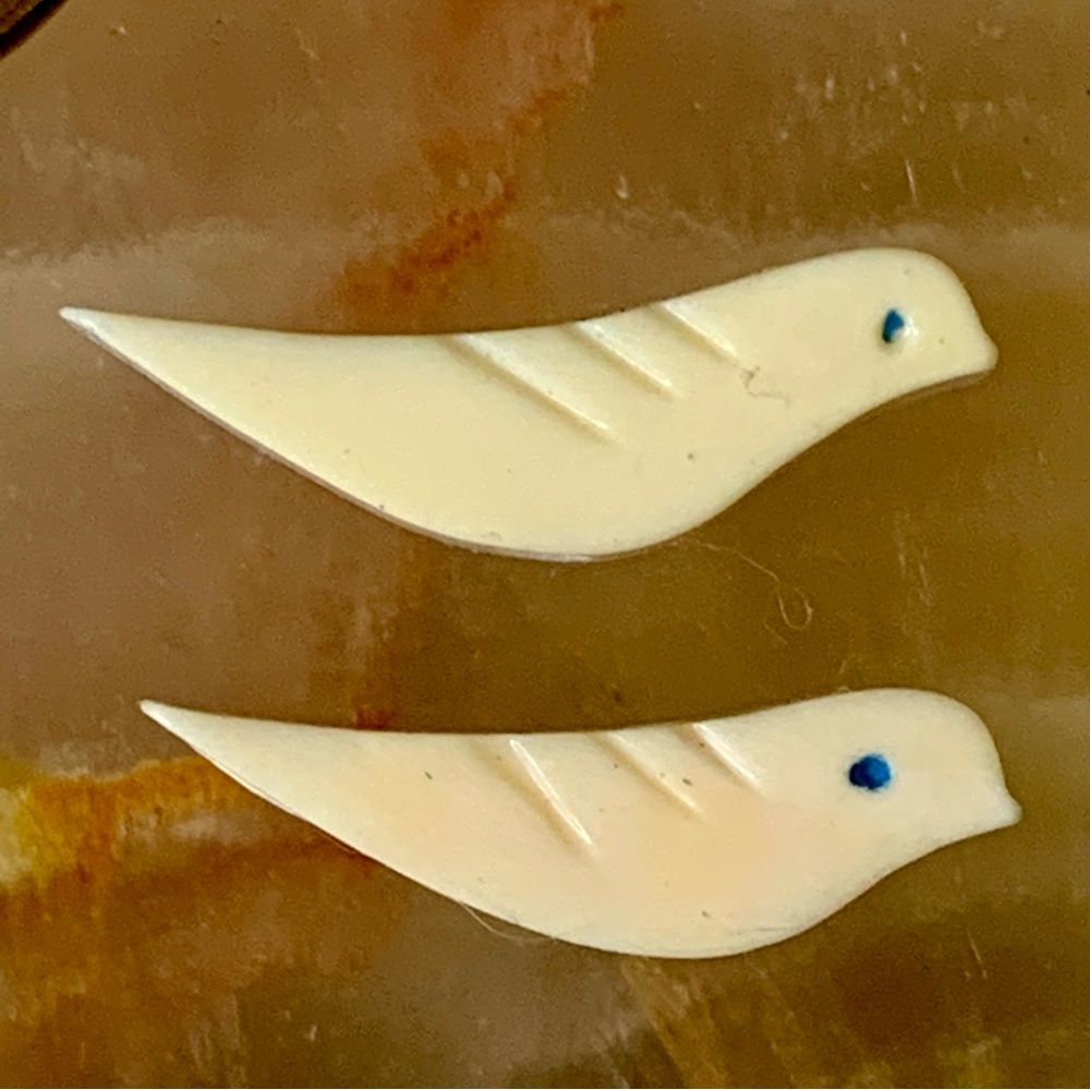 2 Bone Bird Fetish Beads Drilled Native American Style Carved Jewelry Animals .8 - Picture 4 of 8